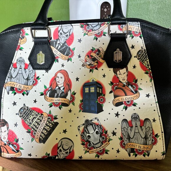 Loungefly Doctor Who Purse - Picture 3 of 4